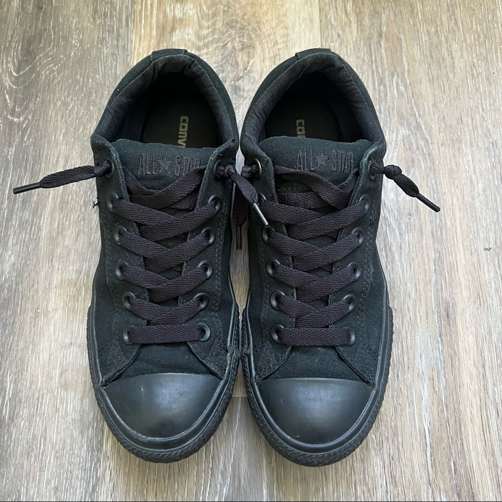 EUC Black Converse